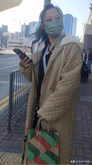 劉德華御用舞伴賴文慧:走路外八字、頭髮稀少,與舞台形象相差大