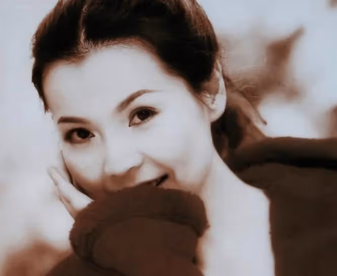 26歲春晚爆紅,38歲差點喪命,唱《真的很想你》的她現在還好嗎?
