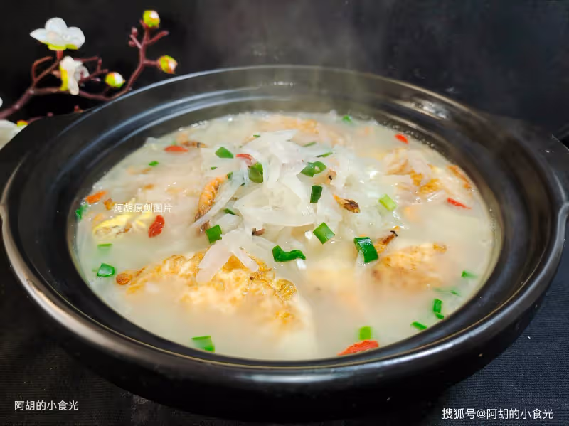 冬天寧可不吃肉,也要再來一碗此湯!經常煮一鍋,湯鮮菜嫩、一口暖到心窩窩,風捲殘雲吃個精光