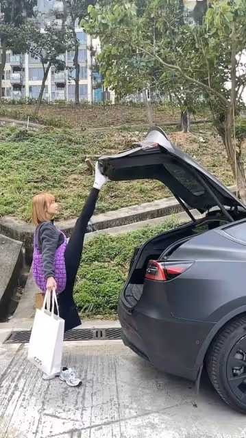 前TVB長腿小花與男友今日舉行婚禮!圈中好友擔任姐妹!曾是國家一級運動員!