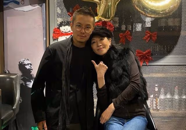香港知名女星出道40周年,身材變消瘦雙頰凹陷,健康狀況令人擔憂