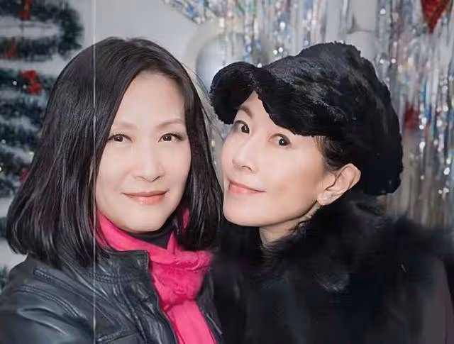 香港知名女星出道40周年,身材變消瘦雙頰凹陷,健康狀況令人擔憂