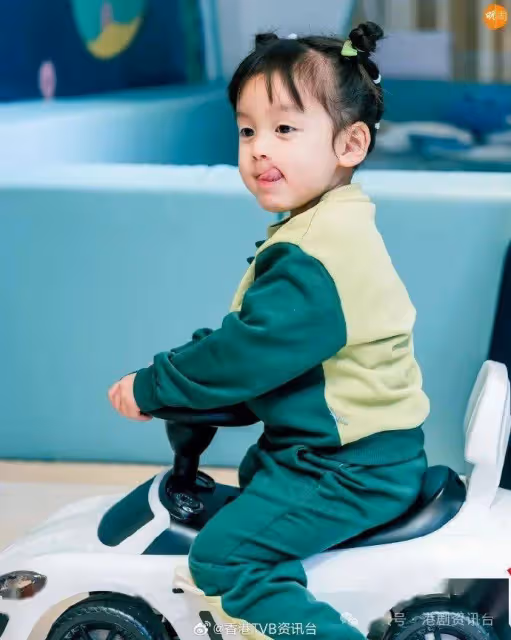 洪永城大女3歲生日P行善 Sirface誠心許願超可愛