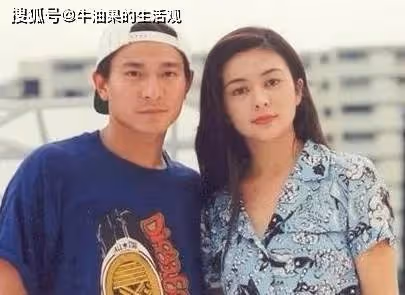 62歲關之琳看劉德華演唱會,斷崖式衰老引熱議,美人遲暮讓人嘆息