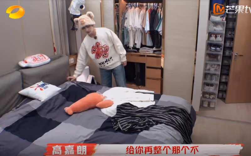 張遠首公開北京的家,吃過期堅果節儉,40歲想結婚取好兒女的名字