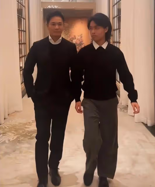 TVB視帝罕見曬兒子近照!16歲小傢伙打扮個性,被封迷你版黃子華