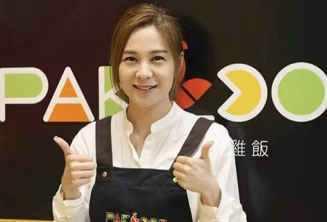 TVB前女星到餐廳斬雞,還要兼職洗廁所,離巢後無工作陷經濟困難