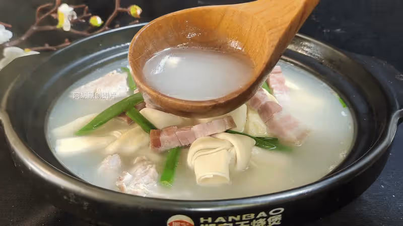 雞湯、魚湯都不如這湯!天冷經常煲一鍋,一口喚醒味蕾、鮮到直跳腳,無法拒絕的好味道