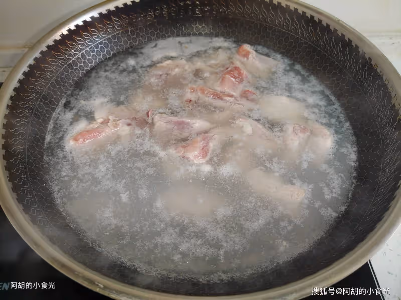 雞湯、魚湯都不如這湯!天冷經常煲一鍋,一口喚醒味蕾、鮮到直跳腳,無法拒絕的好味道