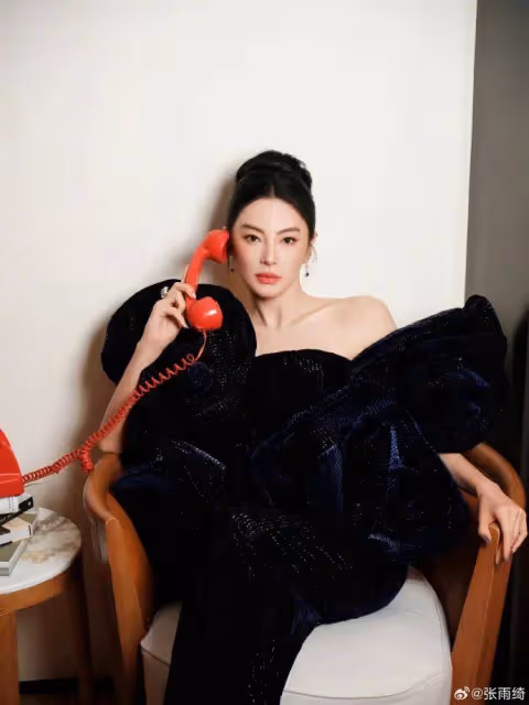 性感火辣張雨綺大秀魔鬼身材！她坦言：為討大家喜歡才穿這樣