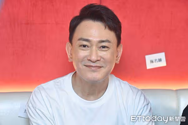 紅超過30年…56歲王識賢開個人IG了！　首發文「手機螢幕」有亮點