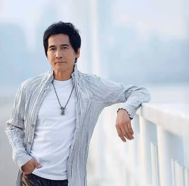 烏龍!齊秦被曝確診肺癌晚期,妻子火速否認:只是普通感冒