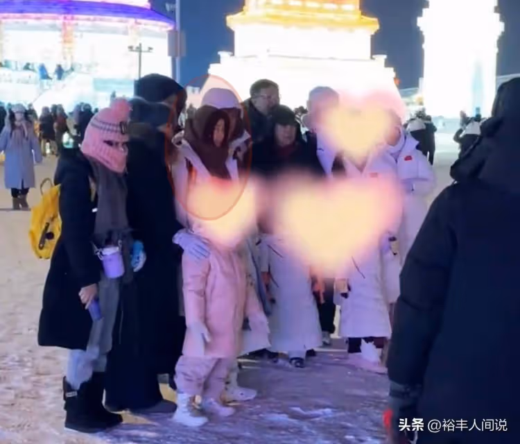 郭晶晶一家現身哈爾濱!打扮樸素簡單,被形容「地母系」女主感覺