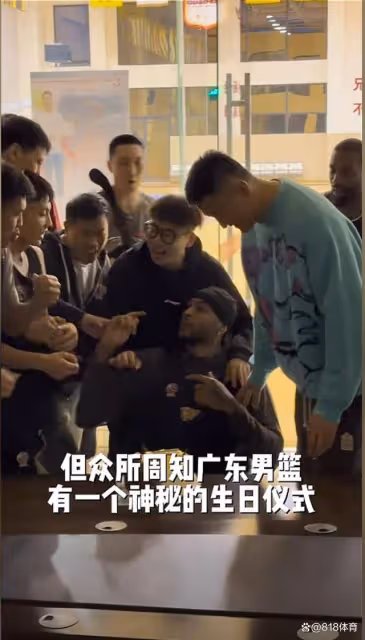 笑噴！宏遠為莫蘭德慶生拍蛋糕，大莫指定徐昕滴滴代拍眾人改拍小徐