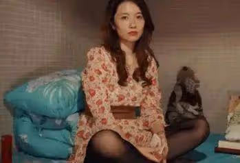 《我是刑警》「按摩女」火了:戲裡膀大腰圓,戲外堪稱人間絕色