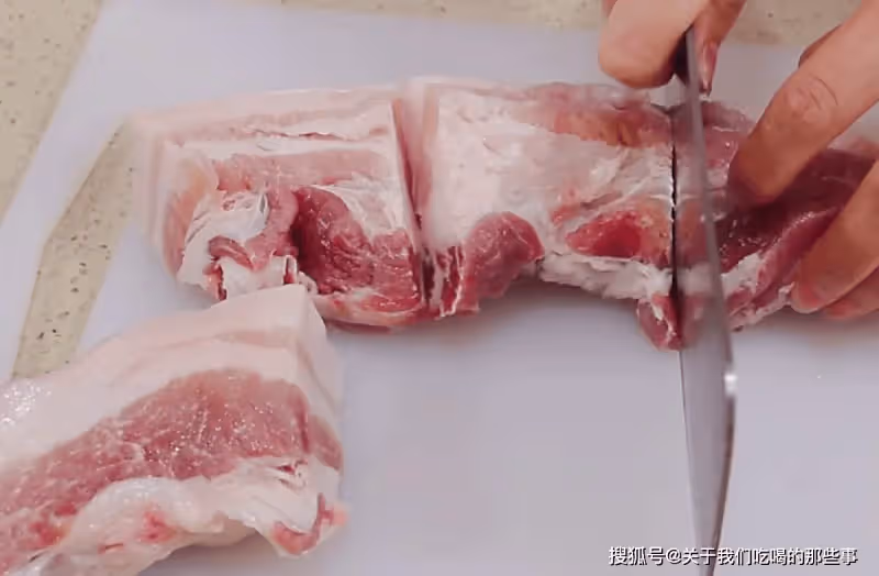 保存豬肉,記住別直接塞進冰箱!教你一個妙招,放半年仍新鮮好吃