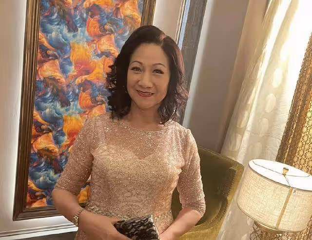 好慘!TVB知名老戲骨被逼吃燒炭拍戲,喪妻後只談戀愛不結婚