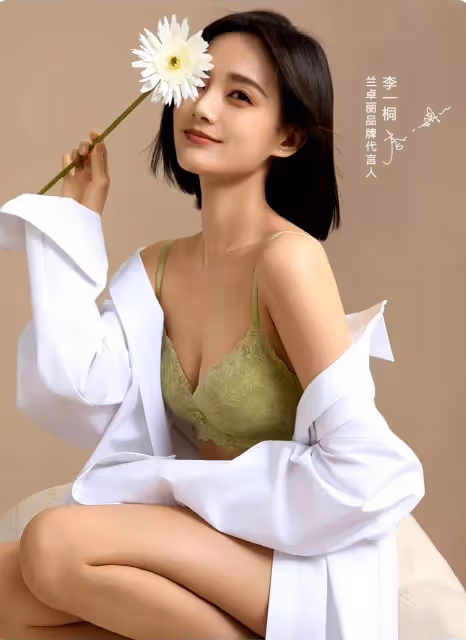 李一桐財閥千金出場！她膚白貌美偶爾露出事業線性感撩人