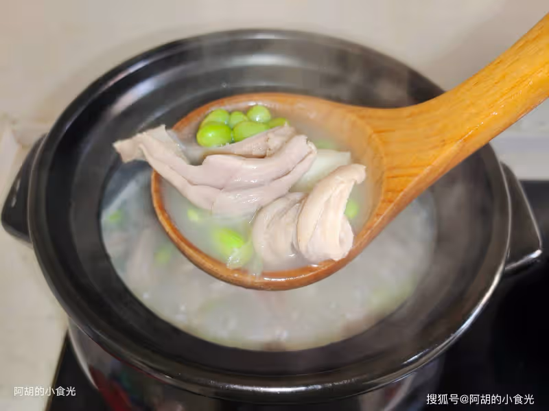 天冷時,雞湯骨湯不如喝此湯!經常煲一鍋,湯鮮不油膩、溫補又暖人,一口湯一口肉鮮到飛起