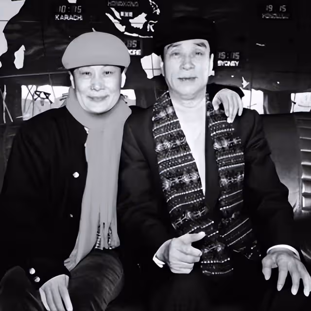 三次獲得「梅花獎」,47歲再婚嫁年邁恩師,70多歲依然聲音洪亮