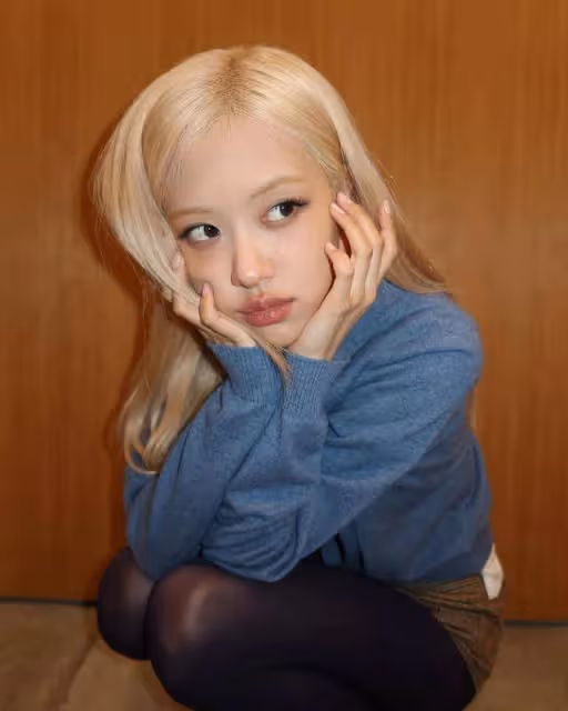 Rosé在簽售會上和分身合照，因為想到讓人不舒服，意外引起粉絲不滿