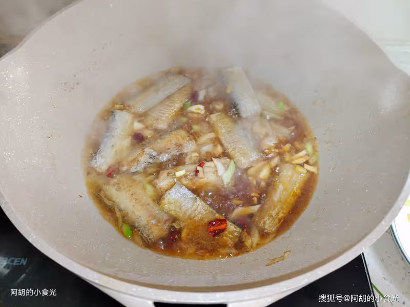 冬天裡接地氣的神仙菜,遇到使勁吃!照這樣燉一鍋,有葷有素、鮮潤無敵,一碗下肚全身都暖