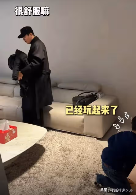 秋瓷炫回韓國直播帶貨,於曉光曬新房又大又高級,6歲兒子玩嗨了