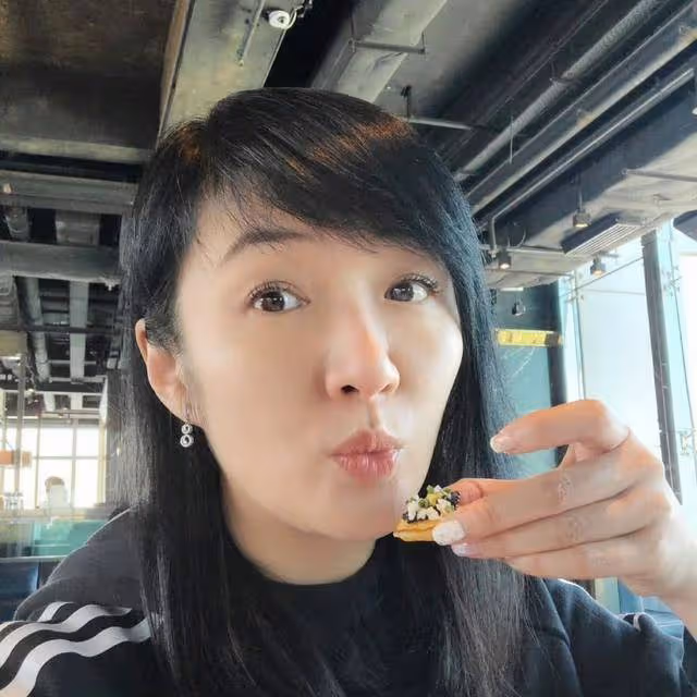 恭喜!TVB前港姐自曝女兒考入港大,嫁圈外富商閃離無意再婚
