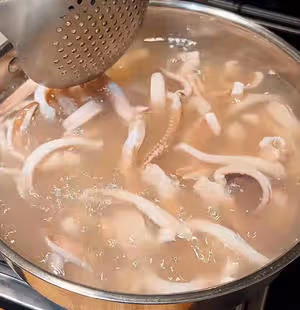 不辣的孜然魷魚（孩子超愛）