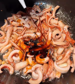 不辣的孜然魷魚（孩子超愛）
