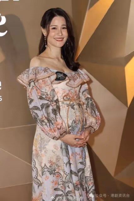 TVB女星臨盆在即重了30磅!蕭正楠稱孕妻翠如佗得穩定