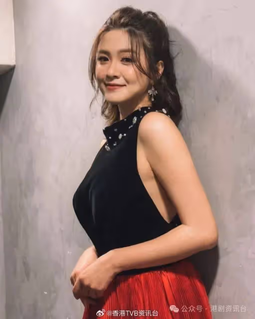 TVB小花30歲生日又炫富?貼收花兼曬名牌包包 有米舊愛疑有新戀情