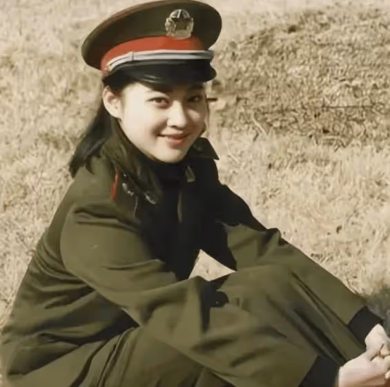 梅婷女兒進軍電影圈!11歲快快繼承媽媽美貌,母女倆如複製粘貼,連「小黑眼圈」都一樣