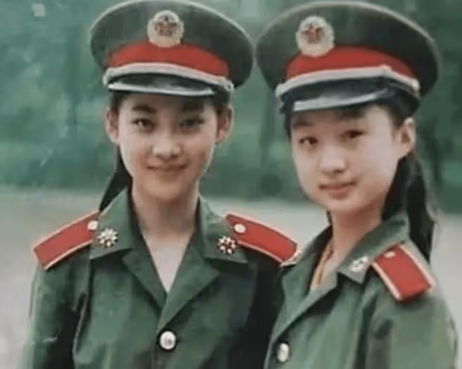 梅婷女兒進軍電影圈!11歲快快繼承媽媽美貌,母女倆如複製粘貼,連「小黑眼圈」都一樣