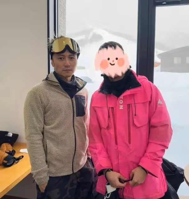 謝霆鋒張柏芝雖離異,對子關愛不曾移,二兒子身高直逼帥老爸