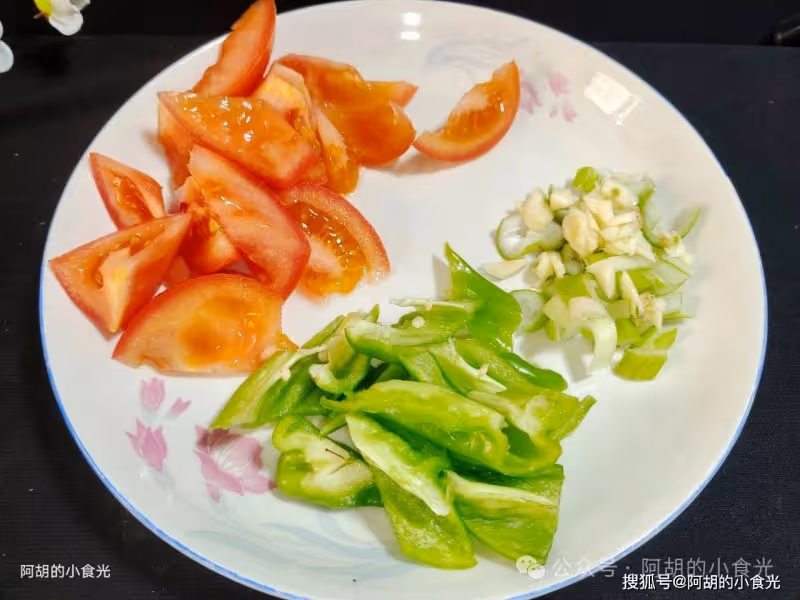 冬天不吃肉也要吃這菜，價不貴吃得香！隨手炒一盤，菜脆肉嫩、營養又下飯，津津有味吃不停