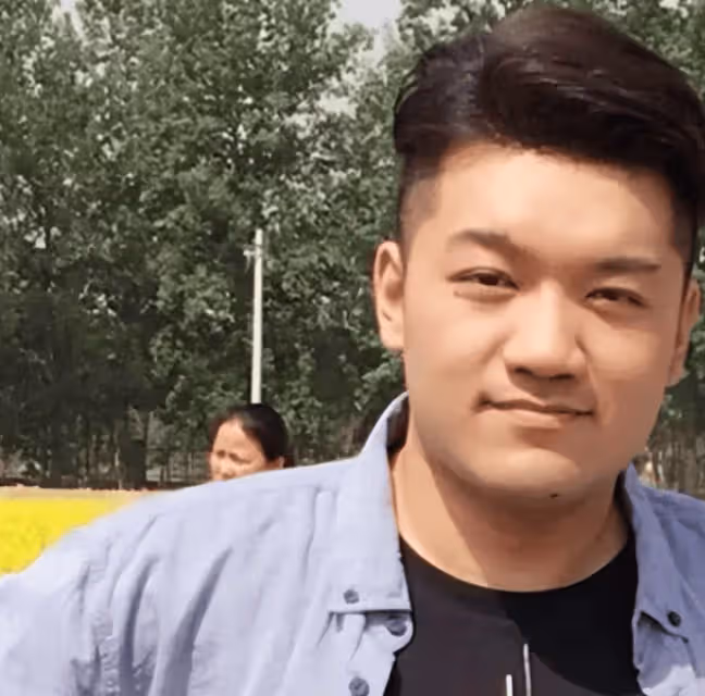 尤浩然，從童星到「退網」網紅，25歲的人生反轉，還有機會重來嗎？
