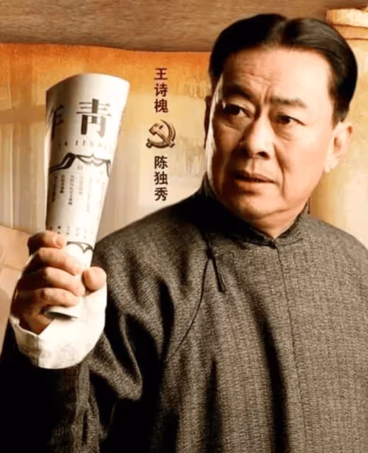 瓊瑤劇「最帥」男演員:離婚後一個人養大殘疾兒子,67歲滿頭白髮也帥氣逼人