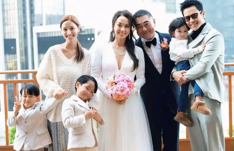 恭喜!53歲富二代王賢詠宣布再婚,曾與表哥鄭嘉穎傳緋聞,力助其加入TVB
