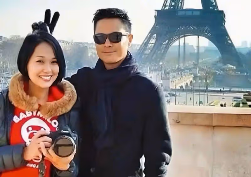 恭喜!53歲富二代王賢詠宣布再婚,曾與表哥鄭嘉穎傳緋聞,力助其加入TVB