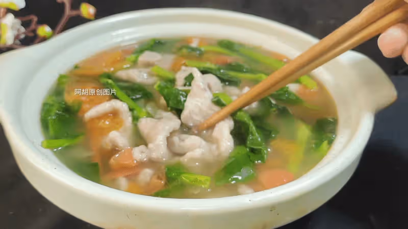 雞湯、魚湯不如這碗湯！天冷每天都能煮一碗，清香好胃口，鮮爽不油膩，熱乎乎的一碗太舒服