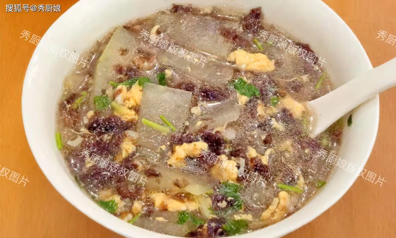 「濕氣」最怕的6樣菜,中老年每周堅持吃,祛濕健脾,增強免疫力