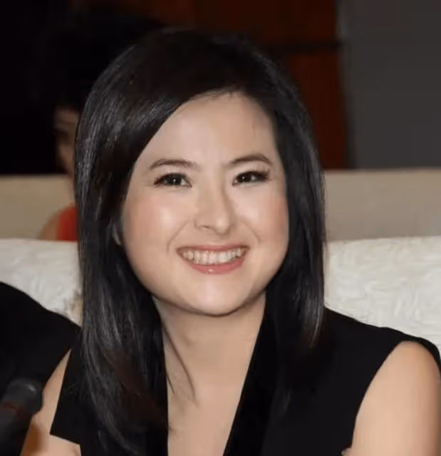 她曾是「央視一枝花」,嫁李鐵為妻後辭職,如今靠投資身家過億