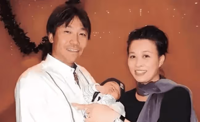 高峰拋棄那英和剛出生的兒子,20年過去了,他如今過得怎樣了?