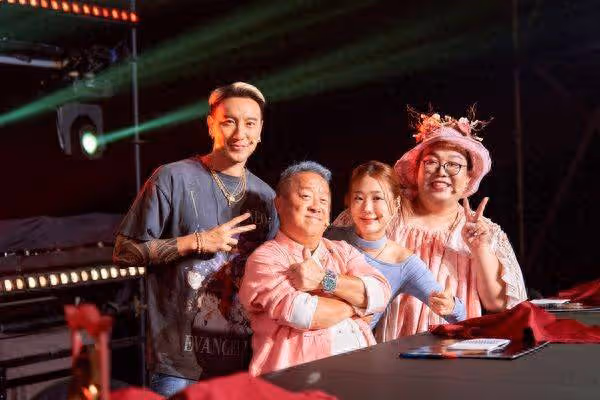 王陽明見曾志偉敬畏「真正的老大」! 現身《夜市王》曝根據天氣選擇食物