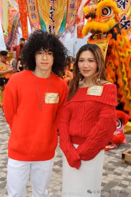 曾比特除夕跟女友及愛犬倒數！跟另一半有並共識不心急做爸爸