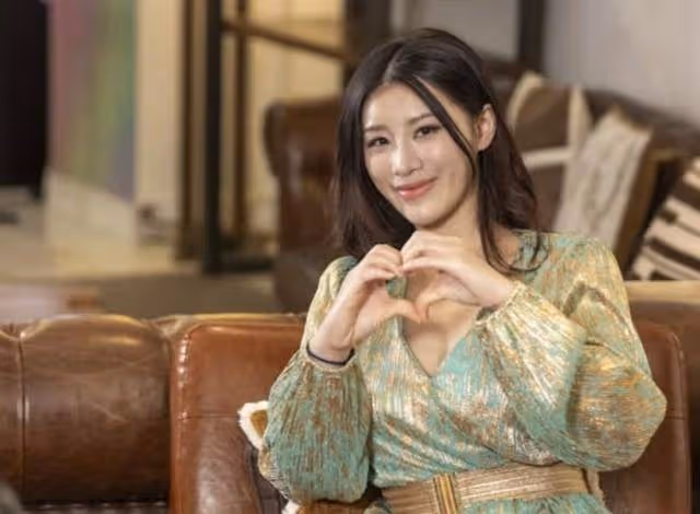 祝福！TVB新晉小花曝有了解中對象，憑火辣身材上位不介意成賣點