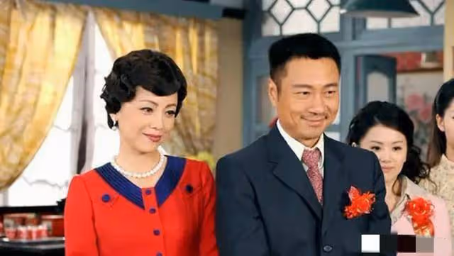TVB視後越老越有味道，網友大讚狀態極佳，不懼老去做真實自己
