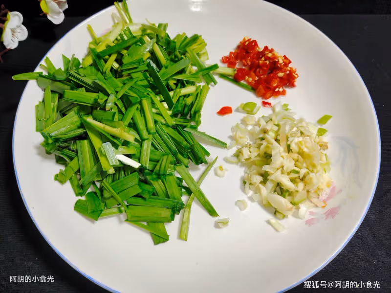 天越冷越喜歡這樣吃,每次都吃個精光!滿口軟嫩爆汁、暖和又解饞,一個菜能掃光一鍋飯