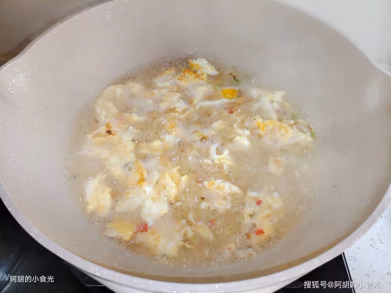 天越冷越喜歡這樣吃,每次都吃個精光!滿口軟嫩爆汁、暖和又解饞,一個菜能掃光一鍋飯